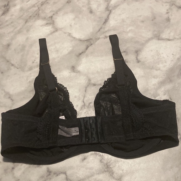 Auden - Picture 10 of 16